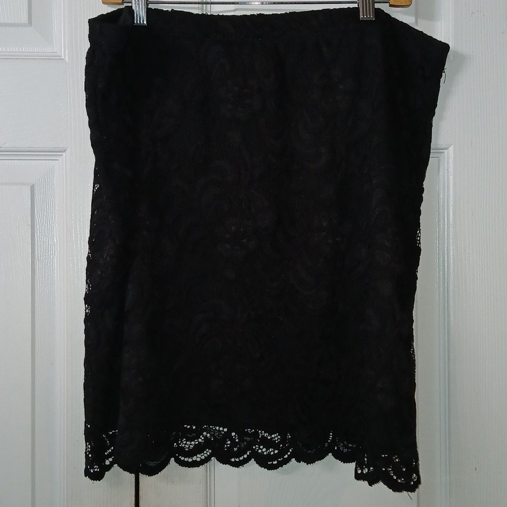 Ambiance black lace elastic waist holiday party skirt  Sz 3X  NWOT